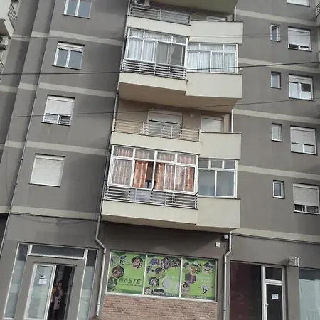 Petro * Korce